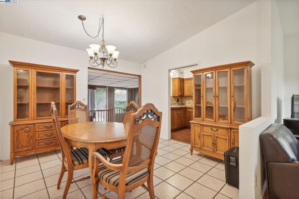 Chandelier, Dining room, Interior