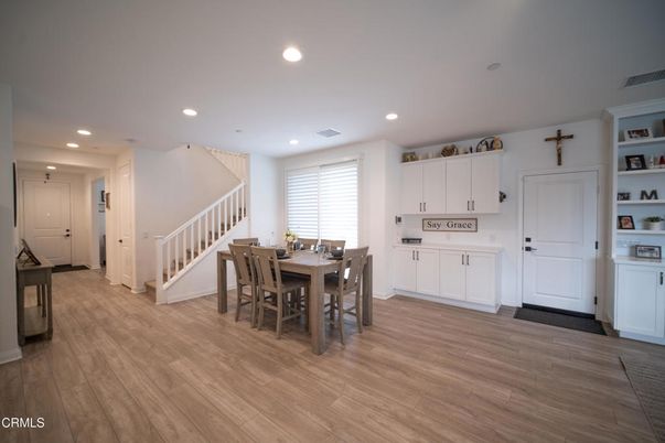 Dining room, Interior, Kitchen, Recessed Lighting, Wood Texture Flooring