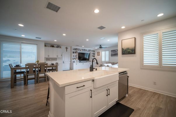 Dining room, Interior, Kitchen, Recessed Lighting, Wood Texture Flooring