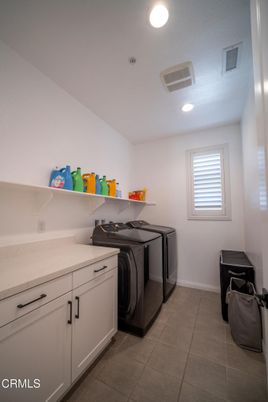Interior, Recessed Lighting, Washer