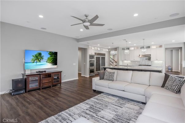 Interior, Kitchen, Living room, Pendant Lights, Recessed Lighting, Stainless Steel Appliances, Wood Texture Flooring
