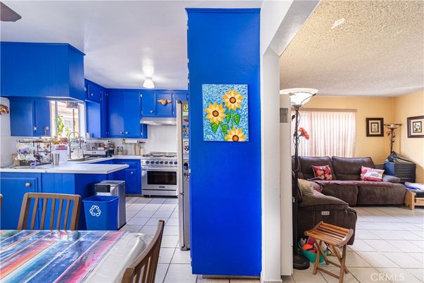 Interior, Kitchen, Living room, Stainless Steel Appliances