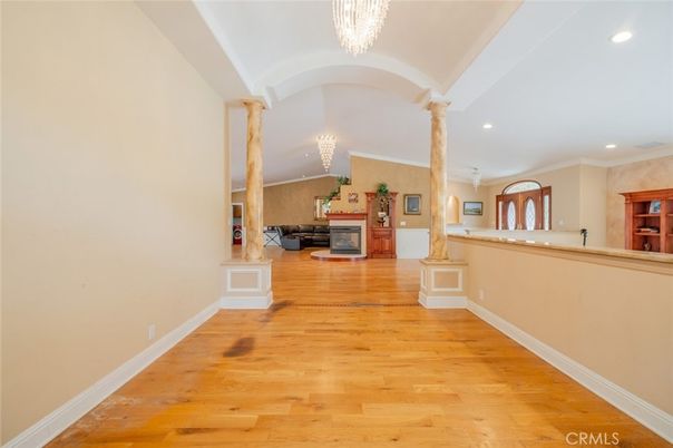 Chandelier, Fireplace, Interior, Recessed Lighting, Wood Texture Flooring