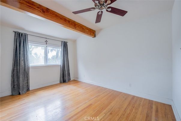 Empty room, Interior, Wooden Beams, Wood Texture Flooring