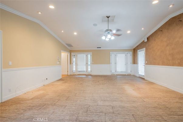 Empty room, Interior, Recessed Lighting