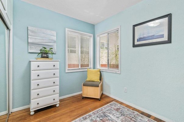 DE Listing image placeholder