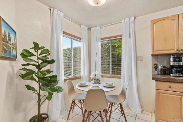 Dining room, Interior