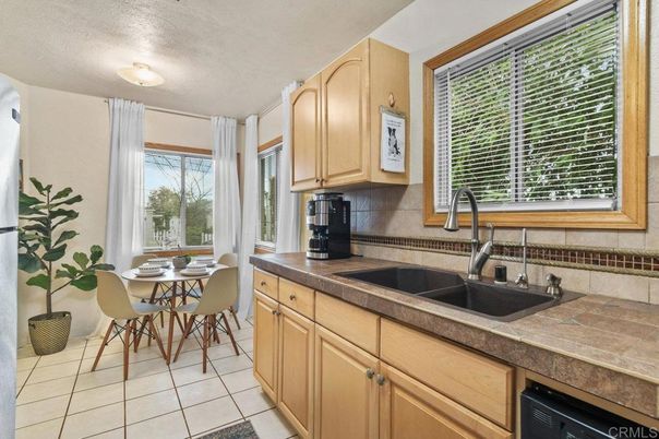 Dining room, Interior, Kitchen, Tile Countertops
