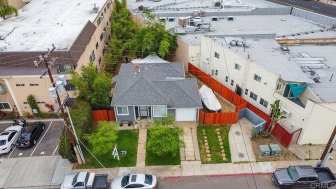 Exterior, Drone