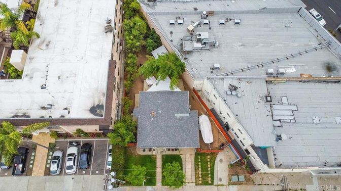 Exterior, Drone