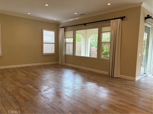Empty room, Interior, Recessed Lighting, Wood Texture Flooring