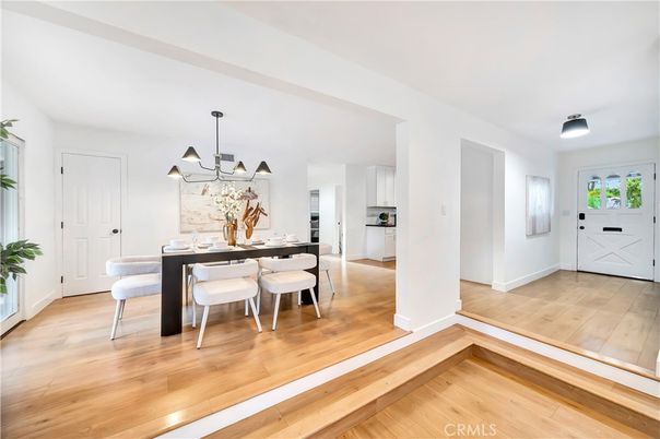 Chandelier, Dining room, Interior, Kitchen, Pendant Lights, Wood Texture Flooring