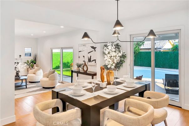 Dining room, Interior, Living room, Pendant Lights, Recessed Lighting, Wood Texture Flooring