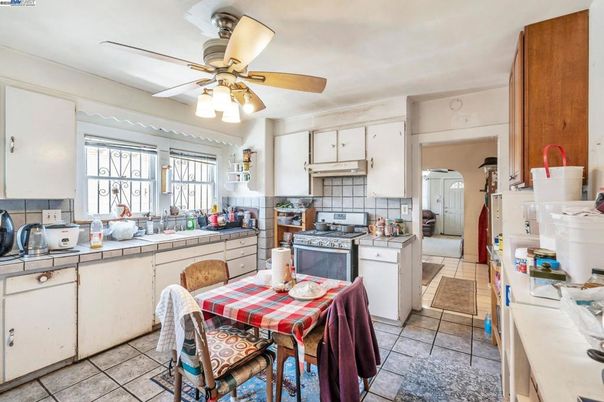 Dining room, Interior, Kitchen, Tile Countertops