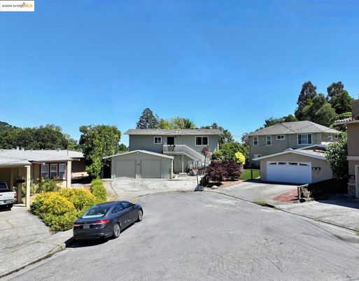 Attached, Detached Garage, Exterior, Facade, Mediterranean