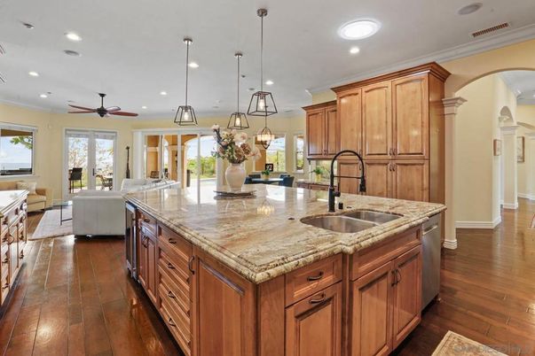 Interior, Kitchen, Living room, Pendant Lights, Recessed Lighting, Wood Texture Flooring