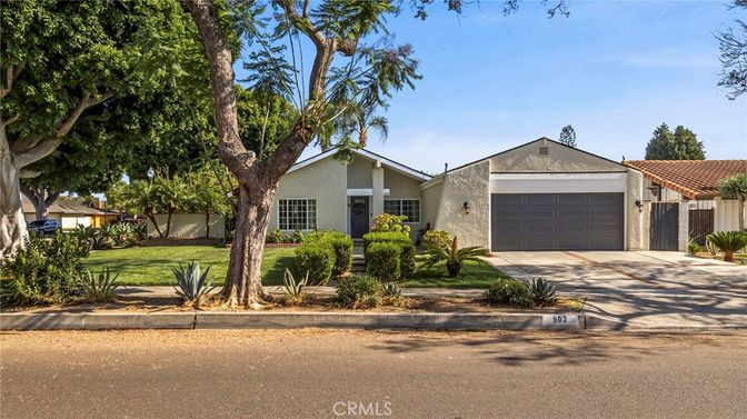 Attached, Backyard, Exterior, Facade, Ranch