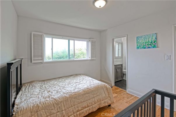 Bedroom, Fireplace, Interior, Wood Texture Flooring