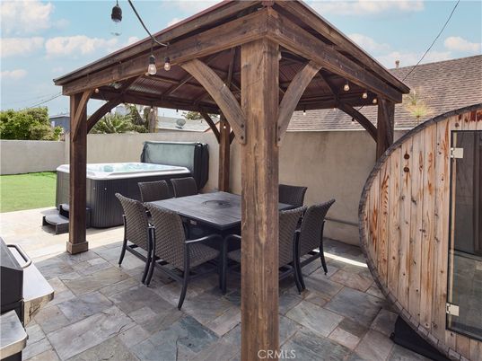 Exterior, Hot Tub