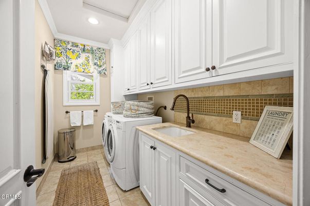 Interior, Recessed Lighting, Washer