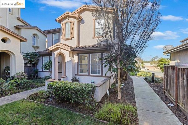 Backyard, Exterior, Facade, Mediterranean