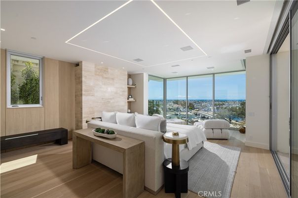 Interior, Living room, Recessed Lighting, Water, Wood Texture Flooring
