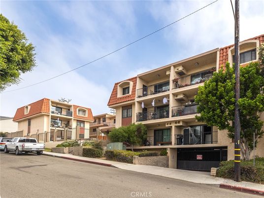 Exterior, Facade, Condo Building