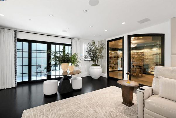 Dining room, Interior, Recessed Lighting, Wine Storage, Wood Texture Flooring