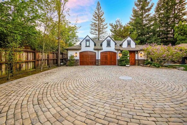 Attached, Backyard, Exterior, Facade, French Provincial