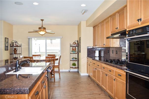 Dining room, Interior, Kitchen, Recessed Lighting, Wood Texture Flooring