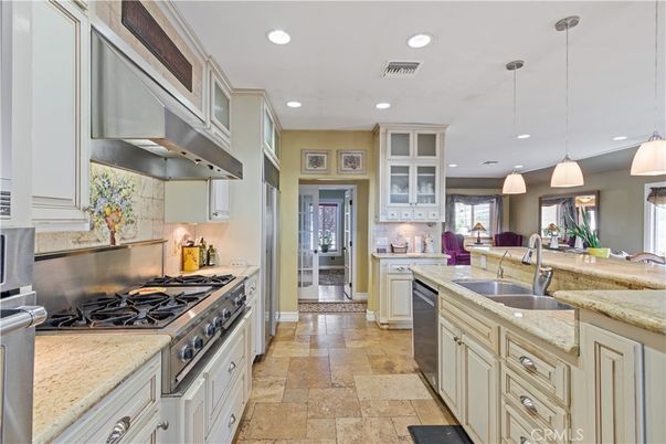 Interior, Kitchen, Pendant Lights, Recessed Lighting, Stainless Steel Appliances