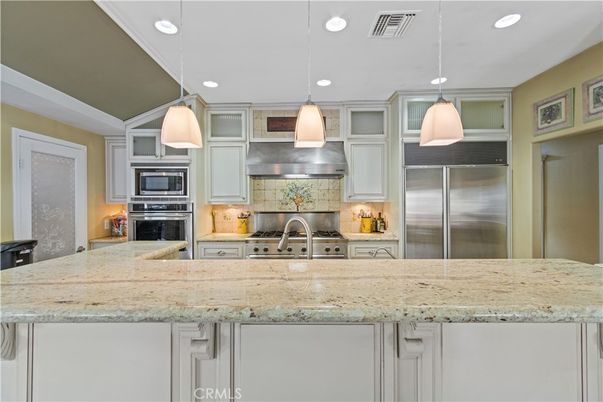 Interior, Kitchen, Pendant Lights, Recessed Lighting, Stainless Steel Appliances
