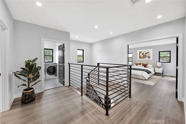 Bedroom, Interior, Recessed Lighting, Washer, Wood Texture Flooring