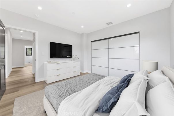 Bedroom, Interior, Recessed Lighting, Wood Texture Flooring