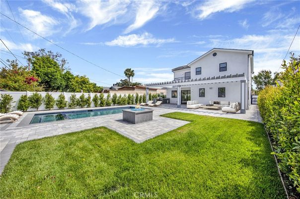 Backyard, Exterior, Pool