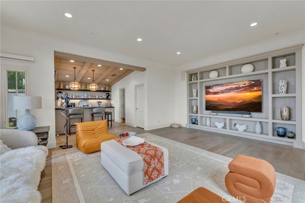 Interior, Living room, Pendant Lights, Recessed Lighting, Wooden Ceilings, Wood Texture Flooring