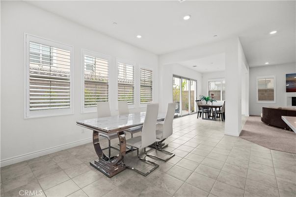 Fireplace, Interior, Living room, Recessed Lighting