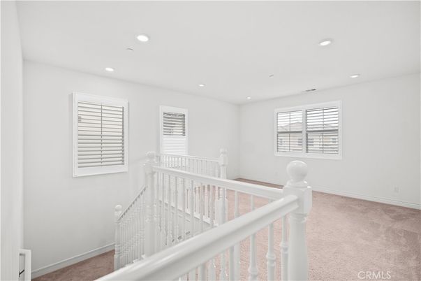 Interior, Kitchen, Living room, Pendant Lights, Recessed Lighting, Stainless Steel Appliances