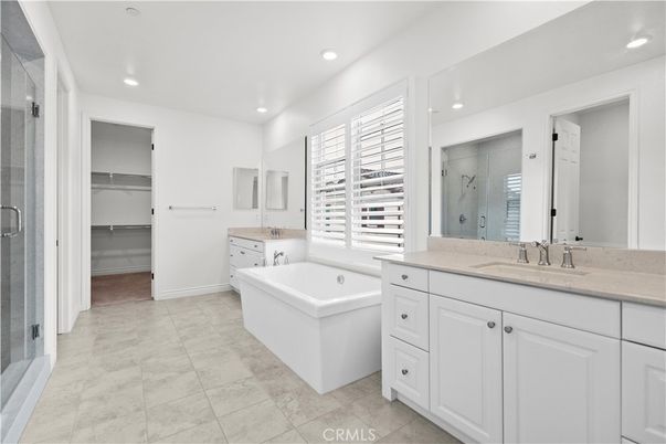 Bathroom, Dual Sink Vanities, Free Standing Baths, Interior, Recessed Lighting