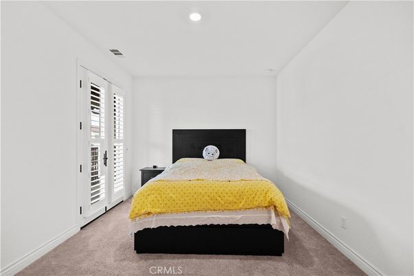 Bathroom, Bedroom, Glass Shower, Interior, Recessed Lighting