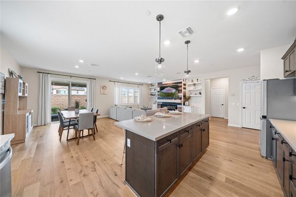 Dining room, Interior, Kitchen, Pendant Lights, Recessed Lighting, Wood Texture Flooring