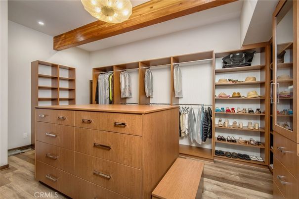 Interior, Pendant Lights, Recessed Lighting, Walk-in Closets, Wood Texture Flooring