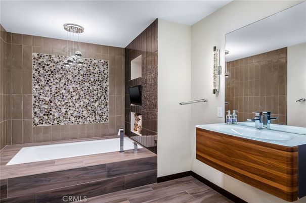Bathroom, Dual Sink Vanities, Interior, Pendant Lights, Wood Texture Flooring