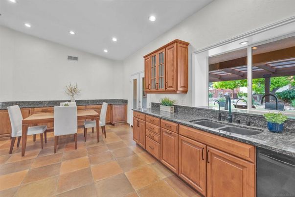 Dining room, Interior, Kitchen, Recessed Lighting