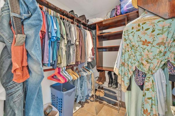 Interior, Walk-in Closets