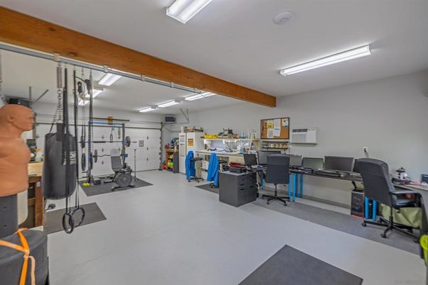 Fitness Equipment, Home Office, Interior, Wooden Beams