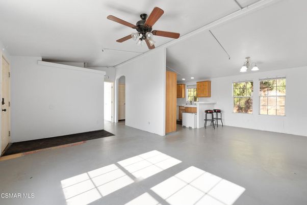 Empty room, Interior, Kitchen, Recessed Lighting