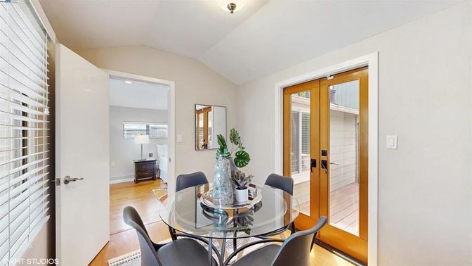 Dining room, Interior, Wood Texture Flooring