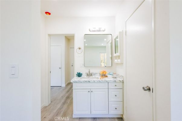 Bathroom, Interior, Recessed Lighting, Wood Texture Flooring
