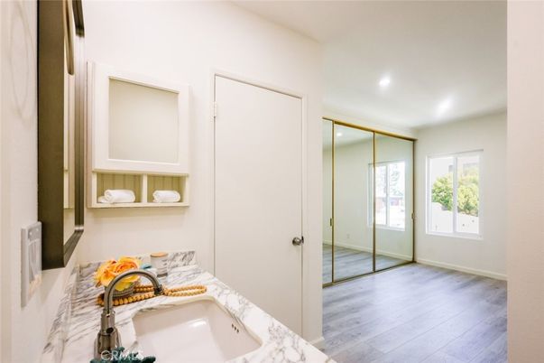 Bathroom, Interior, Recessed Lighting, Wood Texture Flooring